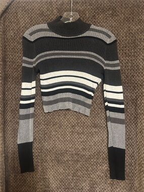 Brandy Melville Black, Gray & White Striped Ribbed Mock Neck Sweater